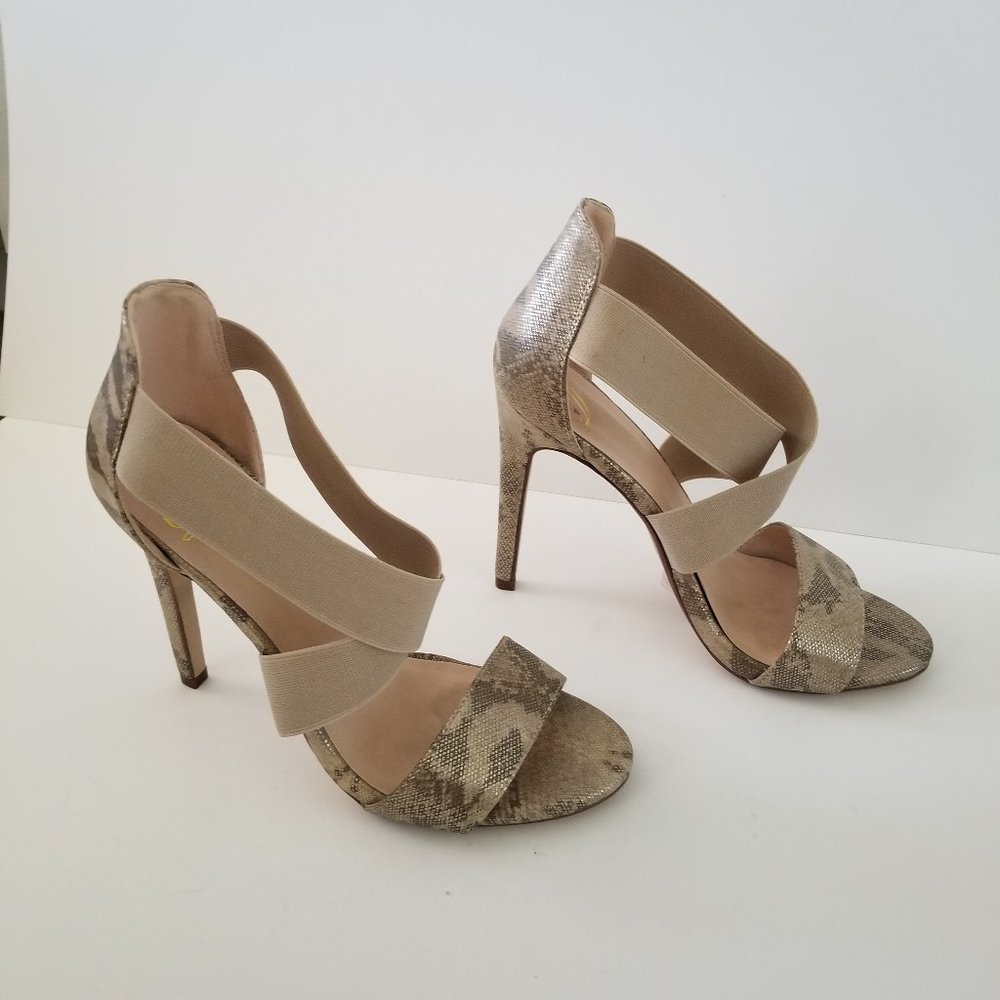 Slip-On Elastic Strap Reptile Print Stiletto High Heels  size 7.5 NWOT